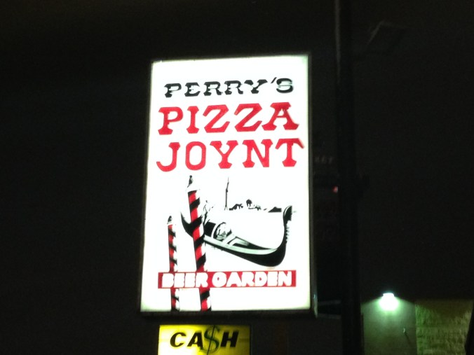 Perry's Pizza Joynt, Northlake, Illinois - Chicago Pizza Hound