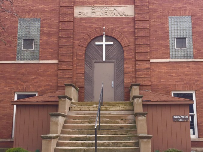 St. Florian School Building - Konsowski Hall - Pudgy's Pizza, Hegewisch - Chicago Pizza Hound