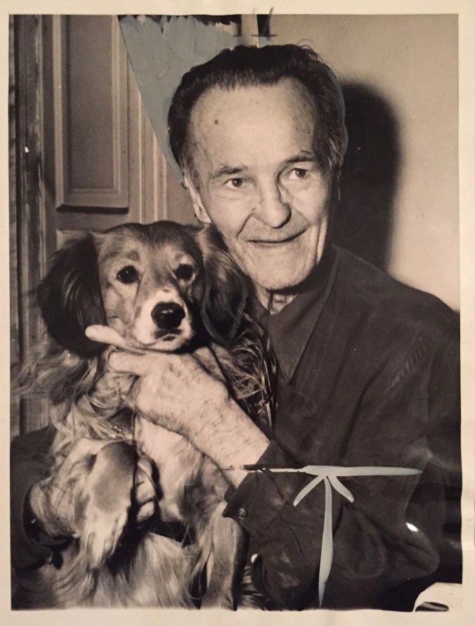 Battling Nelson and his dog, Taffy - Pudgy's Pizza, Hegewisch - Chicago Pizza Hound