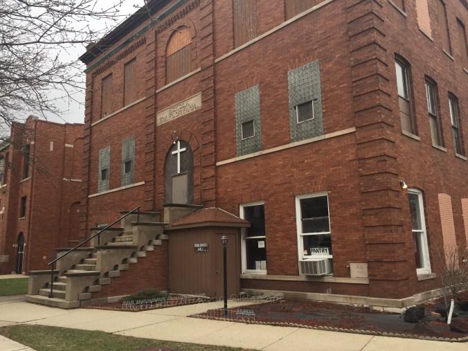 Konsowski Hall - Pudgy's Pizza, Hegewisch - Chicago Pizza Hound