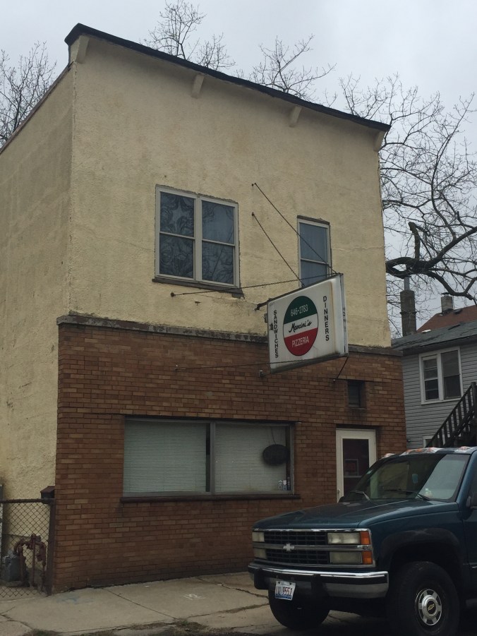 Mancini's Pizzeria, 2017