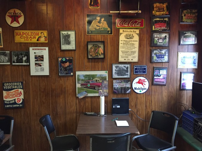 Pudgy's Interior and Wall of Fame
